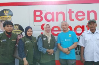 Sambut World Water Day, RSUD Banten Terjunkan Tim Kesehatan Dukung Aksi Bersih Saluran Air di Kota Serang